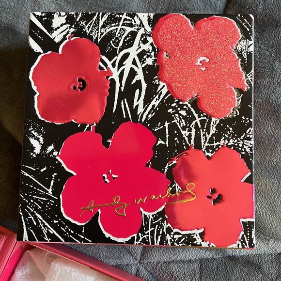 Estée Lauder Beautiful Absolu 35th Anniversary Collector’s Edition 1.7 Oz. - Picture 2 of 3